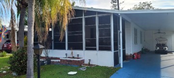 2/2 Spacious home ready to move in!